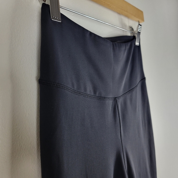 DoYouEven Spellout High Waist Cling Stay Put Ankle Leggings Solid - Picture 3 of 10